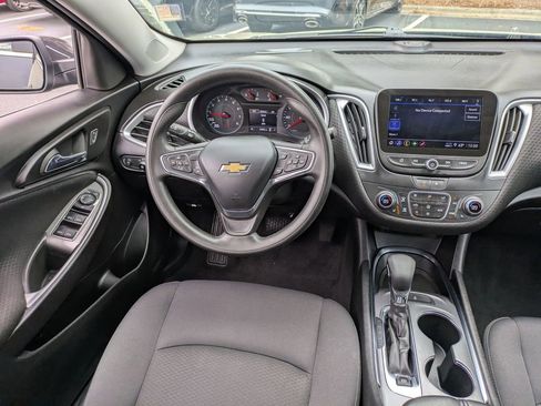 Used 2023 Chevrolet Malibu LT image 14
