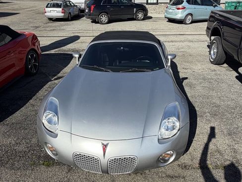 Used 2006 Pontiac Solstice Convertible w/ Premium Package image 5