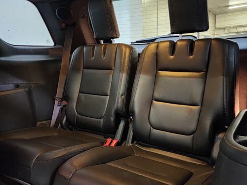 Used 2015 Ford Explorer Limited w/ Equipment Group 302A image 18