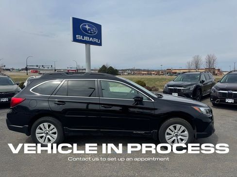 Used 2019 Subaru Outback 2.5i Premium w/ Popular Package #2 image 2