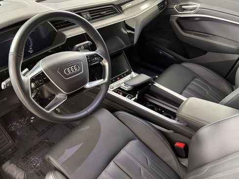 Used 2024 Audi Q8 e-tron Prestige w/ Prestige Package AWD/4WD image 9
