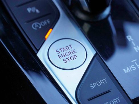 Used 2022 BMW X3 sDrive30i w/ M Sport Package 2 image 18