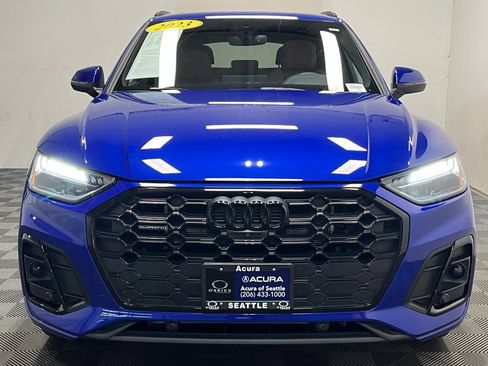 Used 2023 Audi Q5 e Premium Plus w/ Premium Plus Package image 2