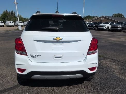 Used 2020 Chevrolet Trax LT w/ LT Convenience Package AWD/4WD image 5