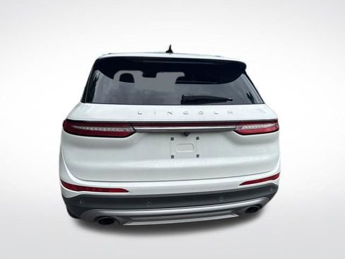 Used 2022 Lincoln Corsair Reserve w/ Elements Package FWD image 4