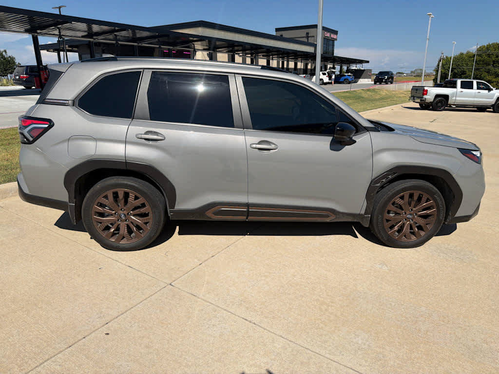 Used 2025 Subaru Forester Sport AWD/4WD image 2