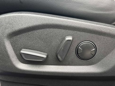 Used 2024 Ford Edge SEL w/ Convenience Package image 20