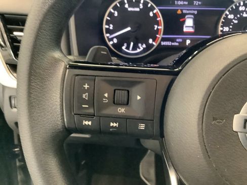 Used 2021 Nissan Rogue SV AWD/4WD image 10