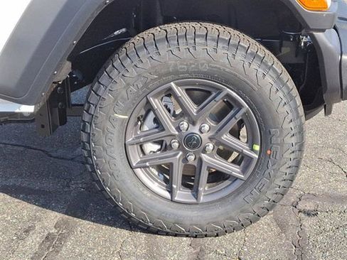 New 2025 Jeep Wrangler Unlimited Sport image 27
