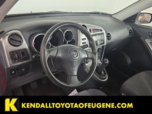 Used 2005 Toyota Matrix image 3