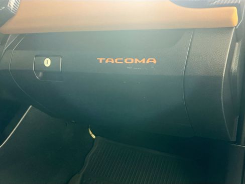 Used 2019 Toyota Tacoma SR5 image 34