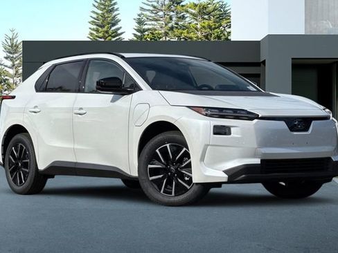 New 2026 Subaru Solterra Premium image 2