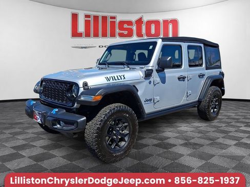 Used 2024 Jeep Wrangler Unlimited AWD/4WD image 1