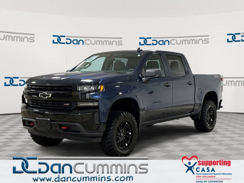 Used 2020 Chevrolet Silverado 1500 Custom Trail Boss w/ Custom Convenience Package AWD/4WD image 1