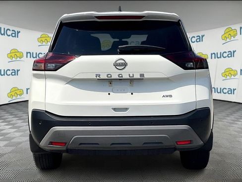 Used 2023 Nissan Rogue S AWD/4WD image 5