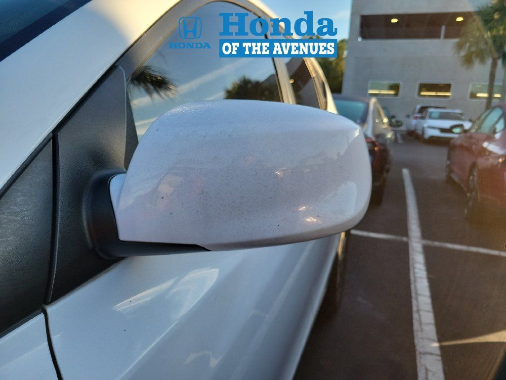 Used 2015 Hyundai Tucson GLS w/ Option Group 02 FWD image 4