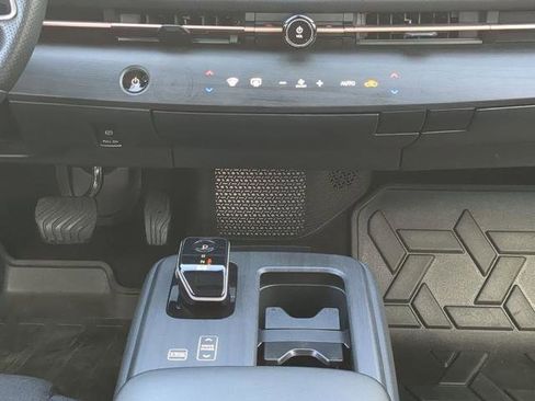 Certified 2023 Nissan Ariya FWD image 19