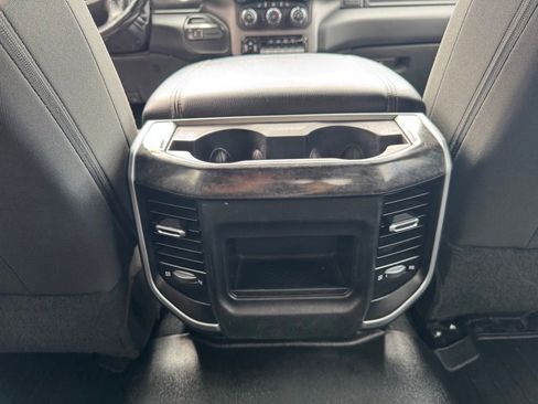 Used 2020 RAM 3500 Big Horn w/ Night Edition AWD/4WD image 9