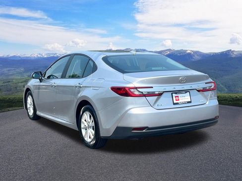 Used 2025 Toyota Camry LE FWD image 3