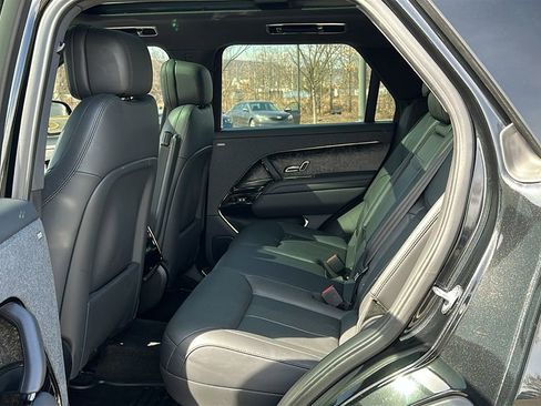 Used 2023 Land Rover Range Rover Sport SE image 21