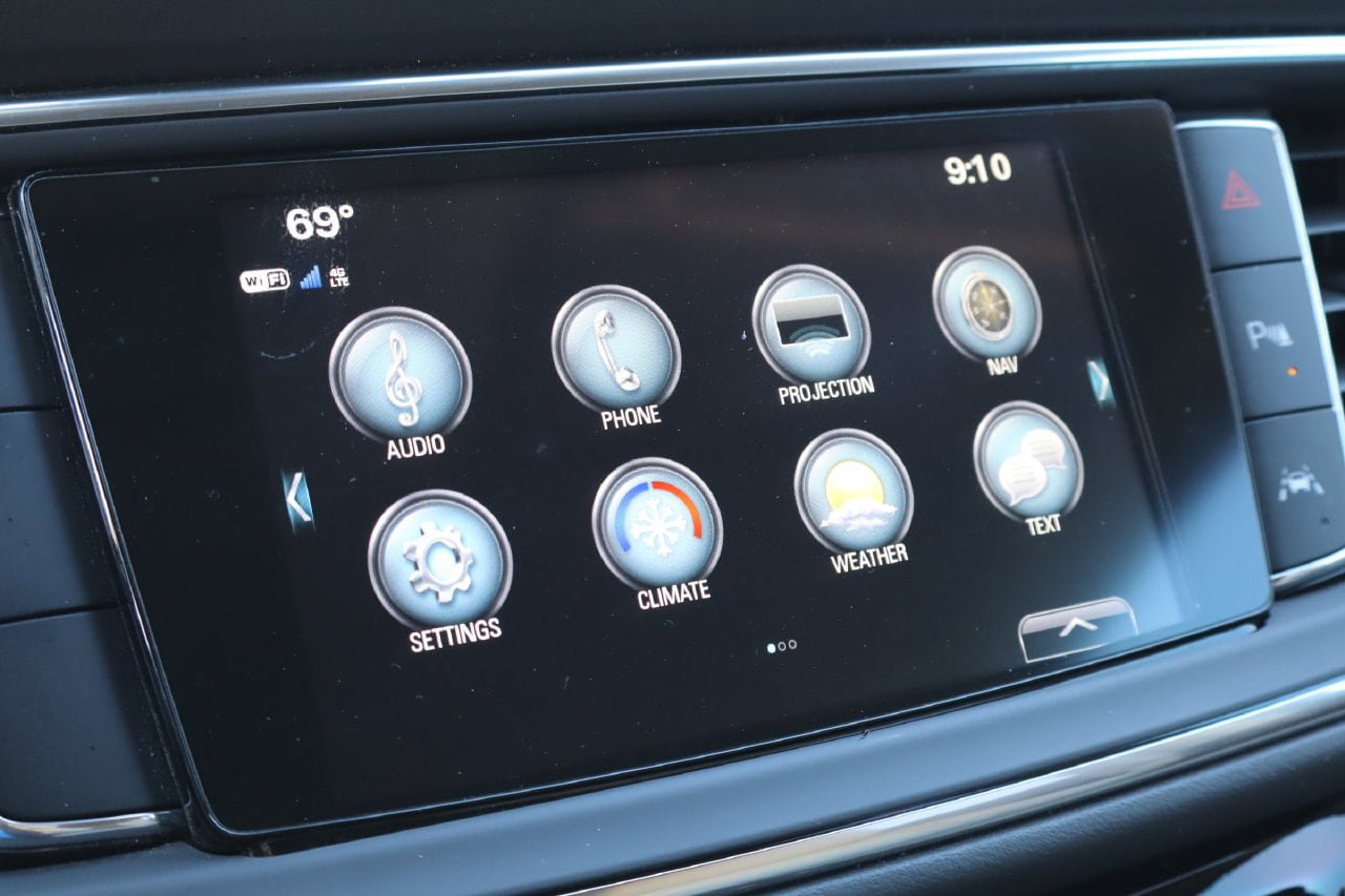 Used 2019 Buick Enclave Premium FWD image 9