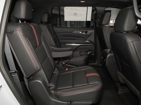 New 2026 Chevrolet Traverse RS image 34