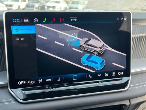 New 2026 Volkswagen Tiguan SE R-Line image 24