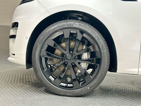 New 2026 Land Rover Range Rover Sport Dynamic SE image 5