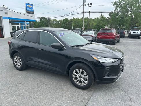 Used 2024 Ford Escape Active AWD/4WD image 4