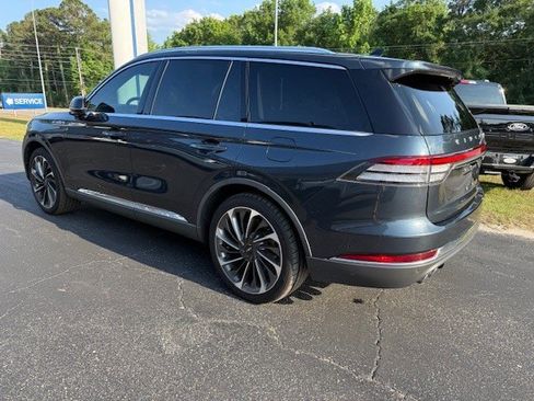Used 2023 Lincoln Aviator Reserve w/ Equipment Group 201A RWD image 6