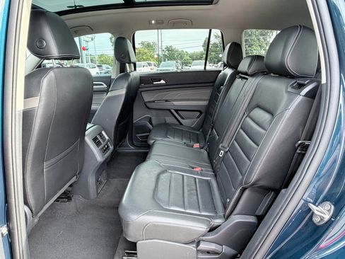 Used 2023 Volkswagen Atlas SEL Premium AWD/4WD image 27