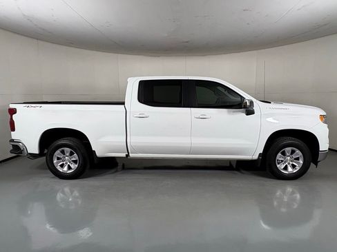 Used 2026 Chevrolet Silverado 1500 LT w/ Protection Package AWD/4WD image 9