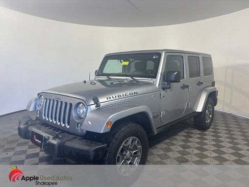 Used 2017 Jeep Wrangler Unlimited Rubicon w/ Dual Top Group AWD/4WD image 3