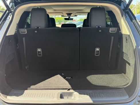 Used 2026 INFINITI QX60 Luxe w/ Cargo Package FWD image 29