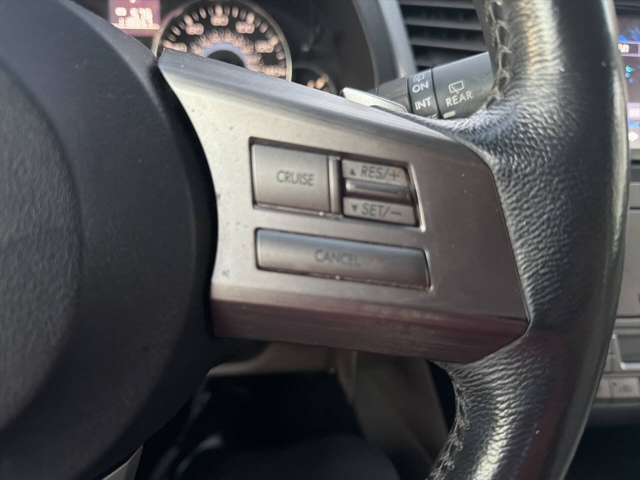 Used 2010 Subaru Outback 3.6R Limited AWD/4WD image 28
