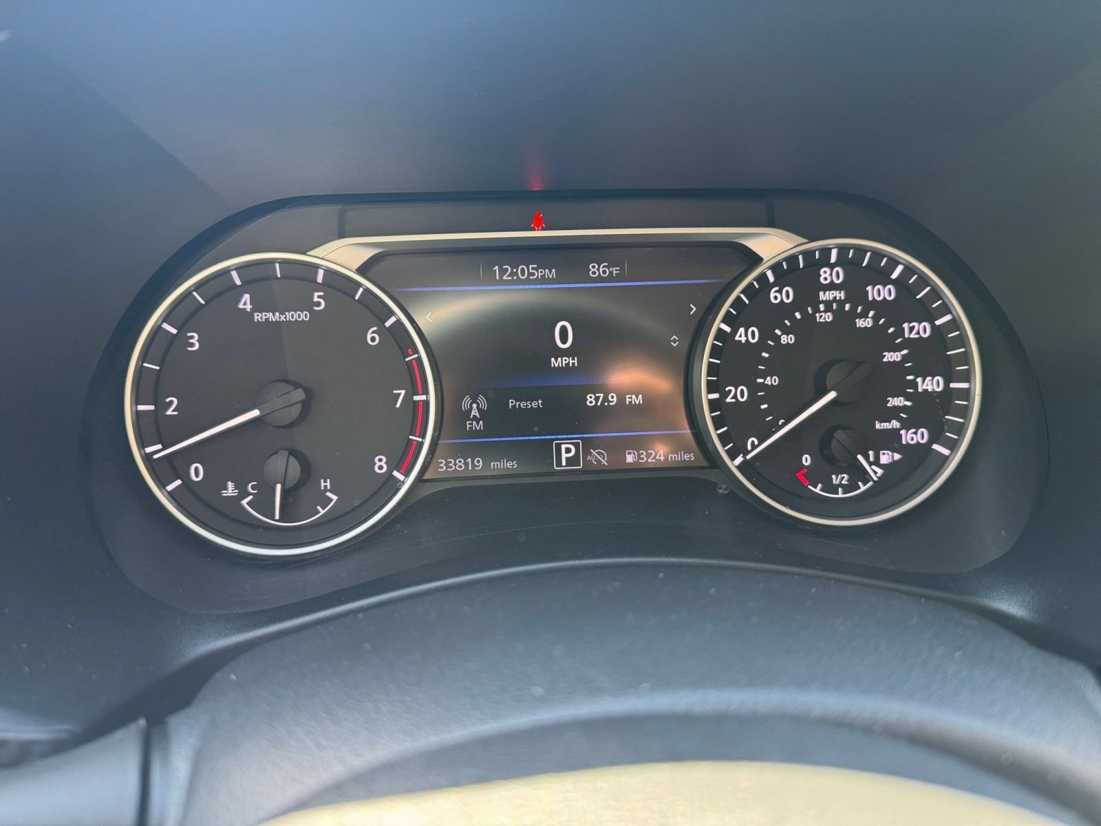 Used 2025 Nissan Sentra SV FWD image 36