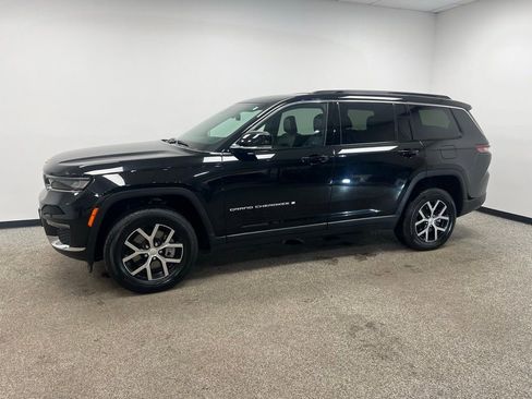 Used 2024 Jeep Grand Cherokee L Limited image 20