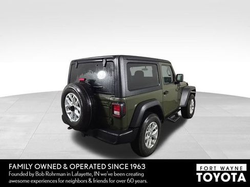 Used 2023 Jeep Wrangler Sport S image 7