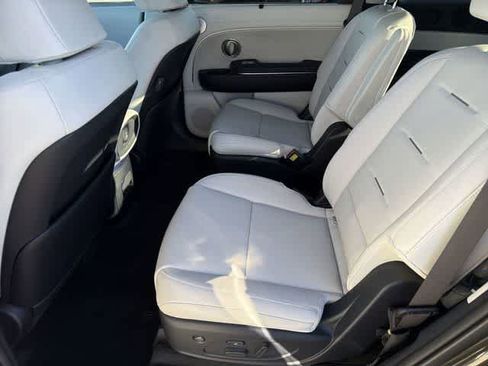 New 2026 Hyundai Palisade Calligraphy FWD image 17