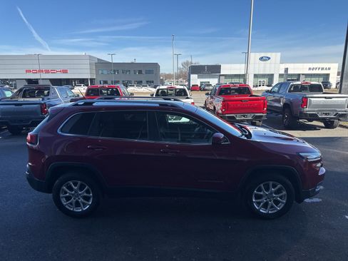 Used 2014 Jeep Cherokee Latitude w/ Comfort/Convenience Group image 5