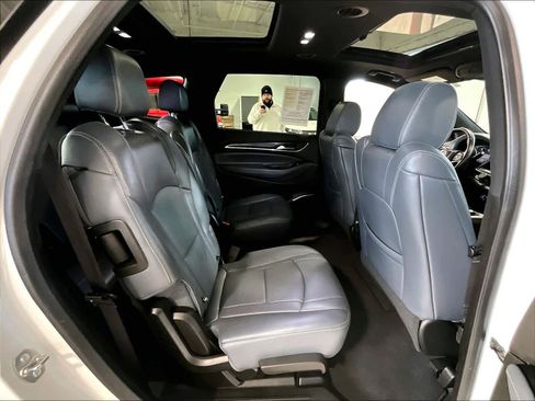 Used 2024 Buick Enclave Essence w/ Experience Buick Package image 16