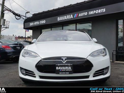 Used 2016 Tesla Model S 70D image 2
