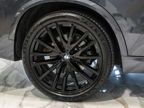 Used 2022 BMW X5 xDrive40i w/ M Sport Package AWD/4WD image 52