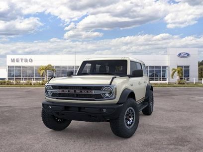 New 2026 Ford Bronco Outer Banks w/ Sasquatch Package