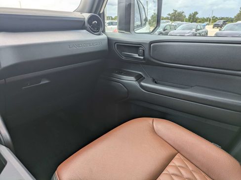 Used 2025 Toyota Land Cruiser 1958 AWD/4WD image 17
