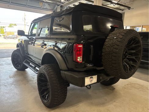 Used 2023 Ford Bronco Black Diamond AWD/4WD image 7