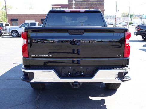 Used 2023 Chevrolet Silverado 1500 LT AWD/4WD image 9