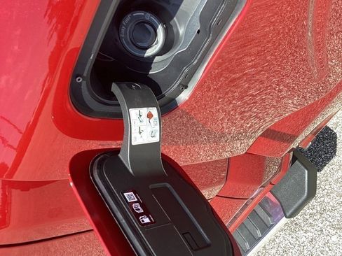 New 2025 Ford F150 Lariat w/ Equipment Group 501A Mid image 15