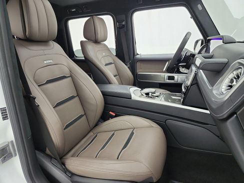 Used 2024 Mercedes-Benz G 63 AMG 4MATIC w/ Seat Comfort Package image 28
