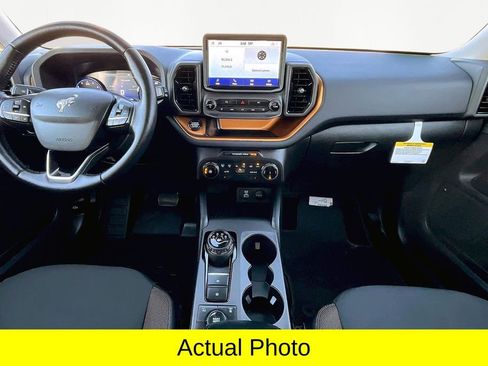 Used 2022 Ford Bronco Sport Badlands image 15